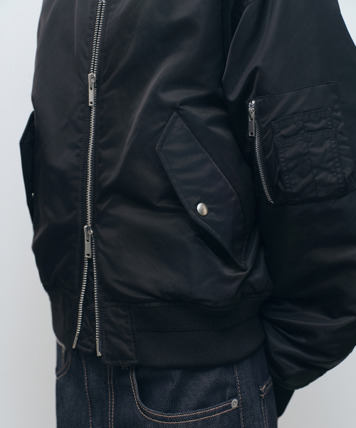 MUSINSA STANDARD（ムシンサスタンダード）の「ショートMA-1ボマージャケット[ブラック]（ブルゾン・メンズ・その他・MEDIUM/LARGE/X-LARGE/XX-LARGE）」の8枚目の写真