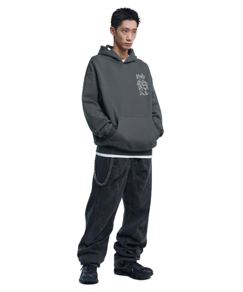 NOMANUAL（NOMANUAL）の「BLACK LETTER HOODIE - CHARCOAL（パーカー・レディース・その他・X-LARGE/SMALL/MEDIUM/LARGE）」の4枚目の写真