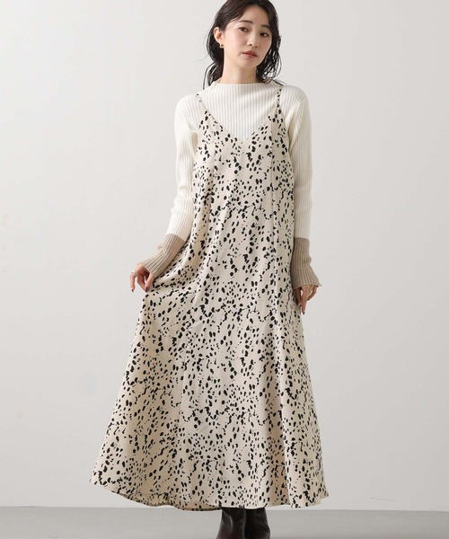 Gready Brilliant(グレディブリリアン)の「レオキャミワンピース(ワンピース・レディース・アイボリー/ブラック・38)」の2枚目の写真