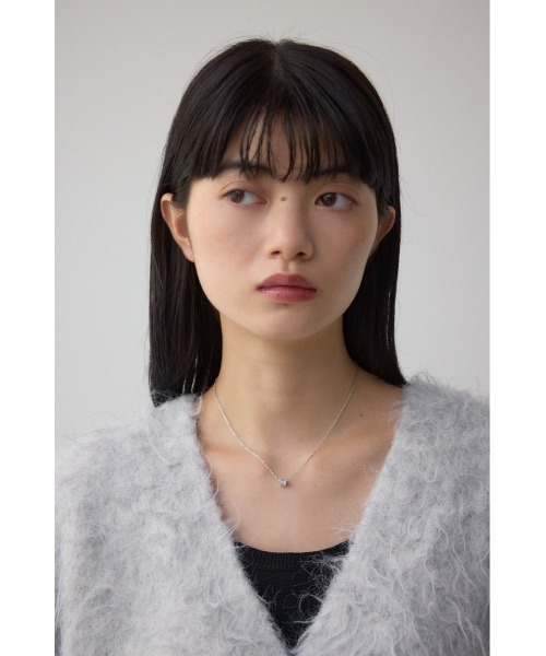 AZUL by moussy（アズールバイマウジー）の「ラインストーンクローバーネックレス（ネックレス・レディース・シルバー/ゴールド系その他・FREE）」の4枚目の写真