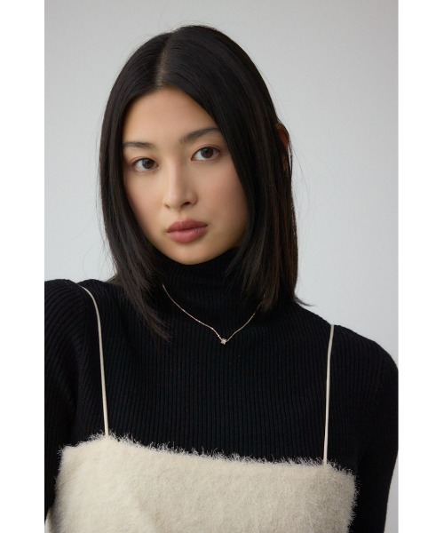 AZUL by moussy（アズールバイマウジー）の「ラインストーンクローバーネックレス（ネックレス・レディース・シルバー/ゴールド系その他・FREE）」の9枚目の写真