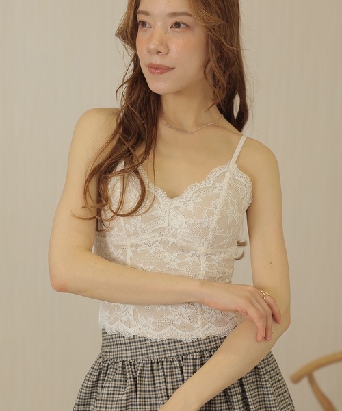 Lace Ladies(レースレディース)の「花柄 総レース ハートネック カップ付き キャミソール(キャミソール・レディース・アイボリー/ブラック・FREE)」の12枚目の写真