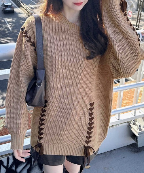 INGNI(イング)の「レースアップチュニックニット(ニット/セーター・レディース・ベージュ系6/ホワイト×ブラック/チャコールグレー×ブラック・M)」の19枚目の写真