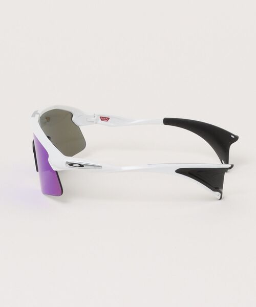 OAKLEY（オークリー）の「OAKLEY/オークリー サングラス STUNT DEVIL 紫外線対策 グリップ フィット 0OO9517 951704（サングラス・メンズ・ホワイト・39cm）」の2枚目の写真