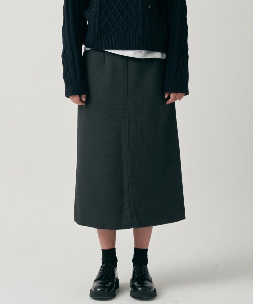 MOTT(モット)の「ウィンターウールクラシックスリットスカート - チャコール(スカート・レディース・その他・SMALL/MEDIUM)」の1枚目の写真