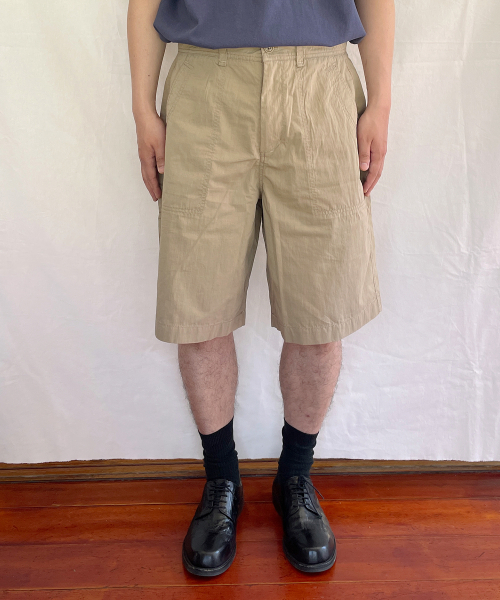 YOUNEEDGARMENTS(ユーニーズガーメンツ)の「ユーティリティリップストップパティグショーツ(ベージュ)(その他パンツ・メンズ・その他・40/38)」の3枚目の写真