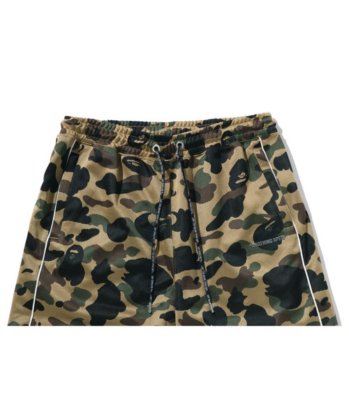 A BATHING APE（アベイシングエイプ）の「1ST CAMO A BATHING APE LOGO RELAXED FIT TRACK SWEATPANTS（その他パンツ・メンズ・イエロー/グリーン・MEDIUM/SMALL/X-LARGE）」の8枚目の写真