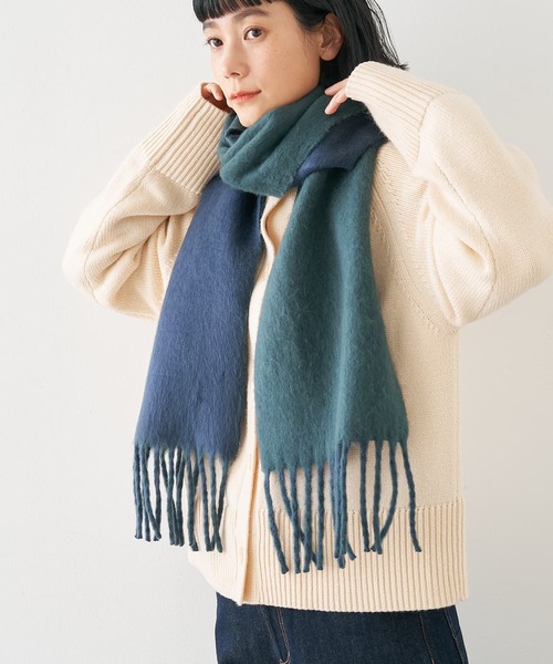 collex（コレックス）の「ソフトブークレーリバーシブルマフラー（マフラー・レディース・レモンイエロー/ネイビー・フリー）」の9枚目の写真