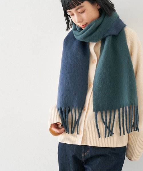 collex（コレックス）の「ソフトブークレーリバーシブルマフラー（マフラー・レディース・レモンイエロー/ネイビー・フリー）」の11枚目の写真