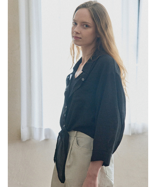 AVANT-G（アバン）の「Ribbon Crop Shirt - BLACK（シャツ/ブラウス・レディース・その他・FREE）」の2枚目の写真