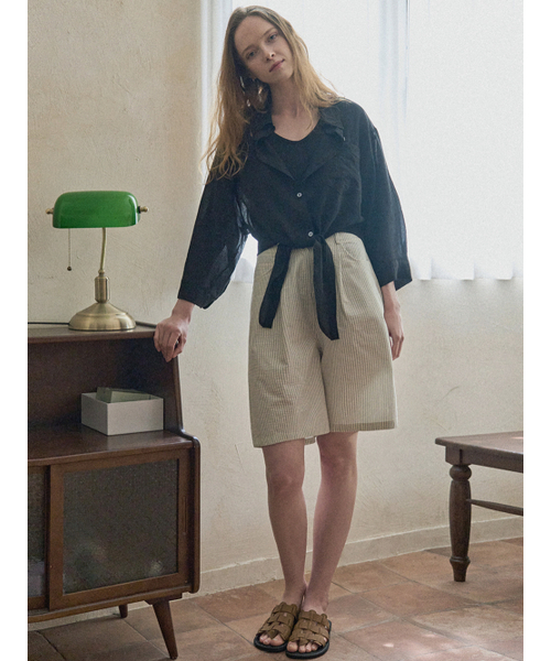 AVANT-G（アバン）の「Ribbon Crop Shirt - BLACK（シャツ/ブラウス・レディース・その他・FREE）」の3枚目の写真