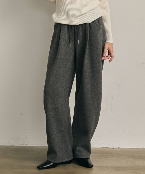 Clum(クルム)の「ストレートフィットスウェットパンツ(スウェットパンツ・レディース・ブラック/チャコールグレー・MEDIUM/SMALL)」の18枚目の写真