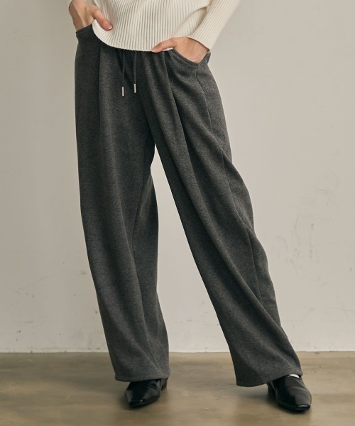 Clum(クルム)の「ストレートフィットスウェットパンツ(スウェットパンツ・レディース・ブラック/チャコールグレー・MEDIUM/SMALL)」の20枚目の写真