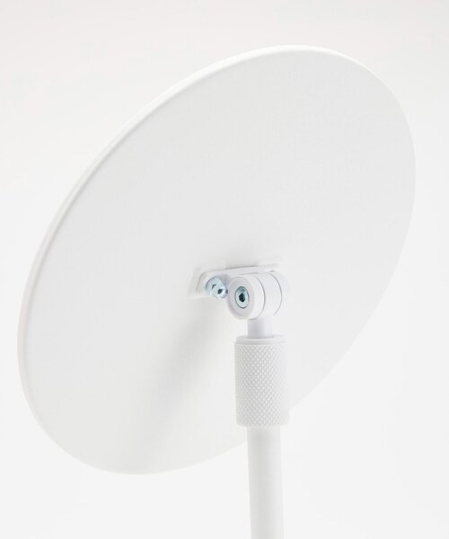 BIRTHDAY BAR（バースデイバー）の「【tower タワー】高さと角度が調節できる収納付きスタンドミラー（ミラー・レディース・ホワイト・0）」の9枚目の写真