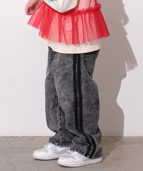 Ocean&Ground(オーシャン&グラウンド)の「サイドラインデニムパンツ(デニムパンツ・キッズ・ブラック/ブルー・90/100/110/120/130/140)」の2枚目の写真