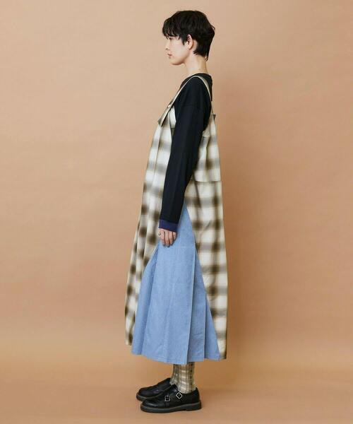 FRAPBOIS（フラボア）の「オンブレー ジャンパースカート（ジャンパースカート・レディース・ベージュ/グリーン・1/0）」の11枚目の写真