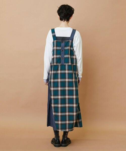 FRAPBOIS（フラボア）の「オンブレー ジャンパースカート（ジャンパースカート・レディース・ベージュ/グリーン・1/0）」の15枚目の写真