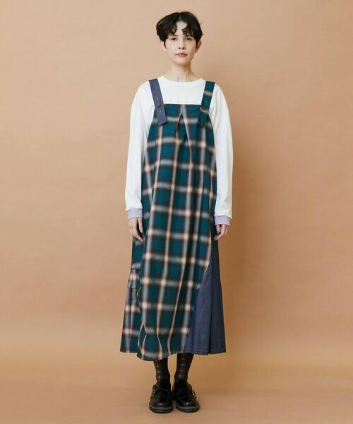 FRAPBOIS（フラボア）の「オンブレー ジャンパースカート（ジャンパースカート・レディース・ベージュ/グリーン・1/0）」の17枚目の写真