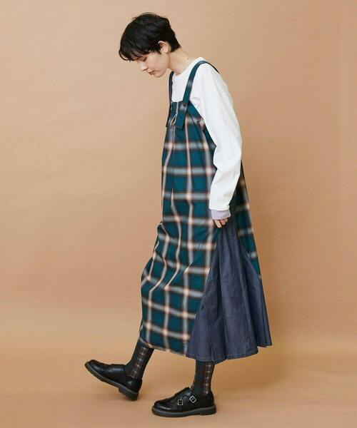 FRAPBOIS（フラボア）の「オンブレー ジャンパースカート（ジャンパースカート・レディース・ベージュ/グリーン・1/0）」の19枚目の写真