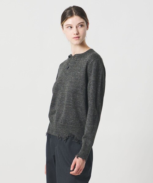 LOEFF(ロエフ)の「<LOEFF>ダメージ ヘンリーネック ニット UNISEX(ニット/セーター・レディース・ダークブラウン/ダークグレー・0/1/2)」の6枚目の写真