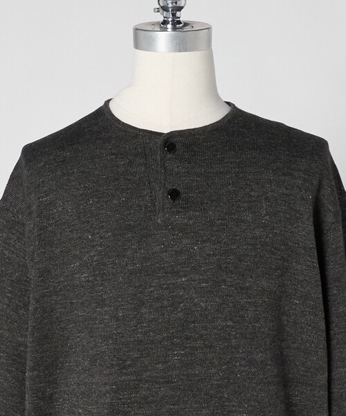 LOEFF（ロエフ）の「＜LOEFF＞ダメージ ヘンリーネック ニット UNISEX（ニット/セーター・レディース・ダークブラウン/ダークグレー・0/1/2）」の21枚目の写真