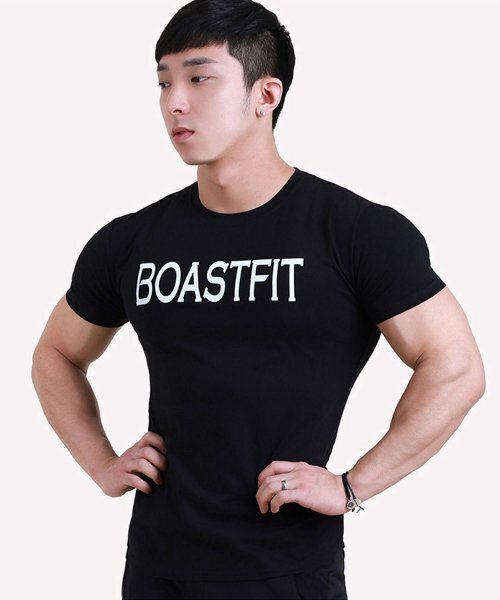 BOASTFIT(ボストピット)の「機能性トレーニング半袖Tシャツ ブラック(Tシャツ/カットソー・メンズ・その他・L/M)」の1枚目の写真