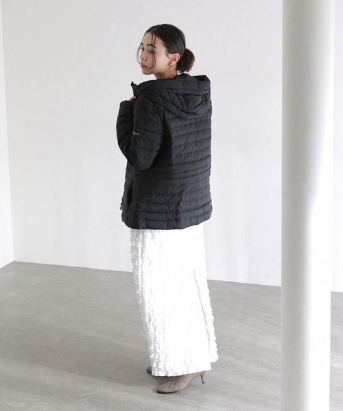 La TOTALITE（ラトータリテ）の「TATRAS/タトラス HAAV（ダウンジャケット/コート・レディース・ベージュ/ブラック・FREE）」の14枚目の写真