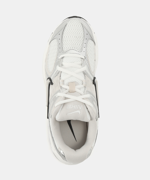 Deuxieme Classe（ドゥーズィエムクラス）の「【NIKE/ ナイキ】V5 RNR（スニーカー・レディース・チャコールグレー・24cm/23cm/25cm）」の6枚目の写真