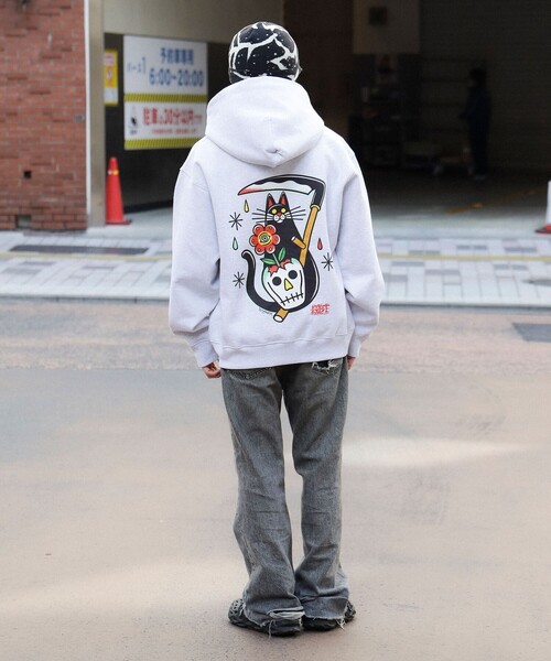 TOKYO CULTUART by BEAMS(トウキョウカルチャートバイビームス)の「GxBxT / ILLSYNAPSE Sweat Parka(パーカー・メンズ・ライトグレー/ネイビー・SMALL/X-LARGE/LARGE/MEDIUM)」の3枚目の写真