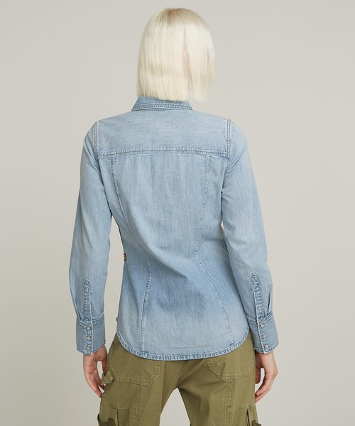G-STAR（ジースター）の「Slim Western Shirt/スリムシルエットデニムシャツ（シャツ/ブラウス・レディース・ライトインディゴブルー/ダークインディゴブルー・X-SMALL/SMALL/MEDIUM）」の9枚目の写真