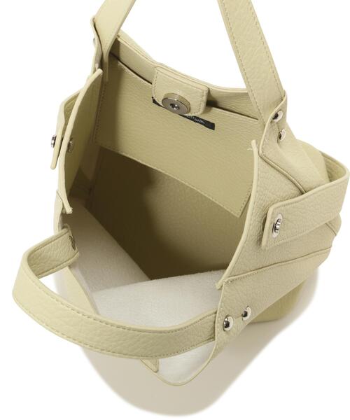 NATURAL BEAUTY BASIC（ナチュラルビューティーベーシック）の「◇ソフトシュリンク2wayショルダーバッグ（ショルダーバッグ・レディース・ベージュ/レッド・ﾌﾘ-）」の11枚目の写真