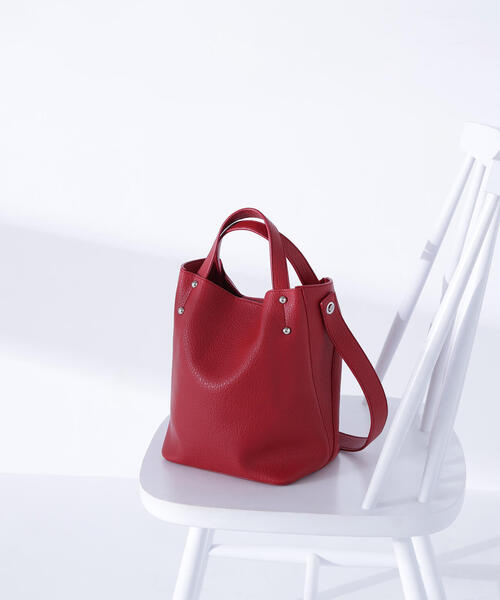 NATURAL BEAUTY BASIC（ナチュラルビューティーベーシック）の「◇ソフトシュリンク2wayショルダーバッグ（ショルダーバッグ・レディース・ベージュ/レッド・ﾌﾘ-）」の2枚目の写真