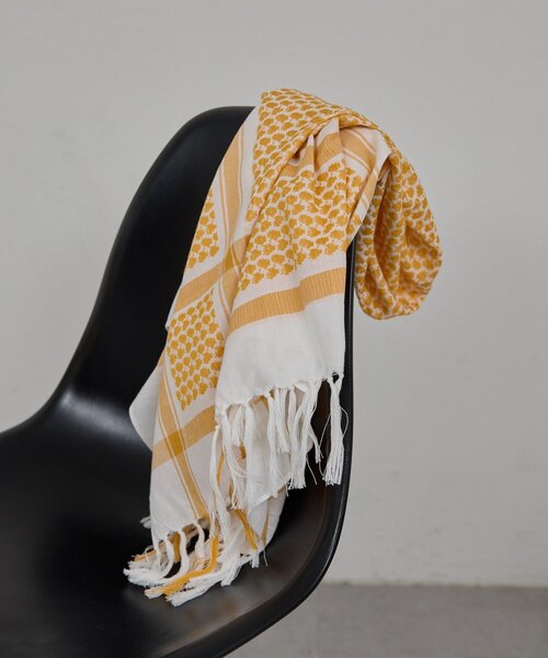 GALLARDAGALANTE（ガリャルダガランテ）の「コットンスクエアジャガードストール（マフラー・レディース・オレンジ/ブラック・FREE）」の2枚目の写真