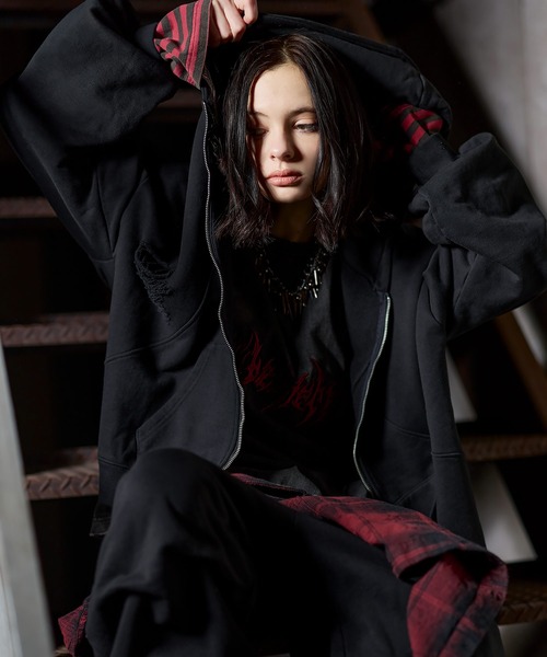 ERAR（エラー）の「【ERAR】ヴィンテージ加工ハイダメージデザインダブルジップパーカー（パーカー・メンズ・ブラック系/ブラック・S/M/L/XL）」の10枚目の写真