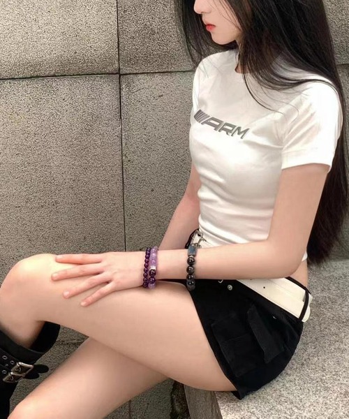 NANEA（ナネア）の「メタリックロゴ クロップドTシャツ（Tシャツ/カットソー・レディース・ホワイト/ブラック・SMALL）」の19枚目の写真