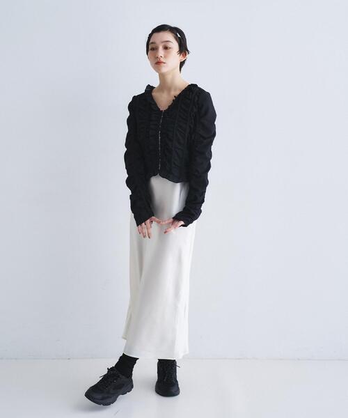 CODE A（コードエー）の「satin cami dress（ワンピース・レディース・ブラック/ライトグレー/ホワイト・00）」の14枚目の写真