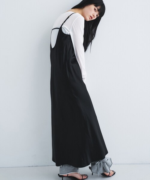 CODE A（コードエー）の「satin cami dress（ワンピース・レディース・ブラック/ライトグレー/ホワイト・00）」の15枚目の写真