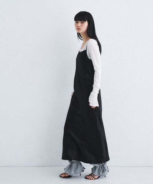CODE A（コードエー）の「satin cami dress（ワンピース・レディース・ブラック/ライトグレー/ホワイト・00）」の16枚目の写真