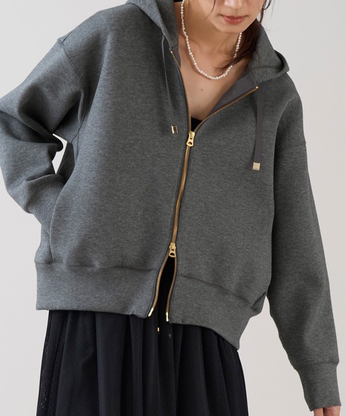 marmors（マルモア）の「【marmors】フカフカジップパーカー（パーカー・レディース・チャコールグレー/ブラウン/ネイビー・36）」の4枚目の写真