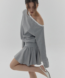 DEARSTALKER（ディアストーカー）の「GEN EYELET ONE OFF-SHOULER DRESS - GREY（ワンピース）」