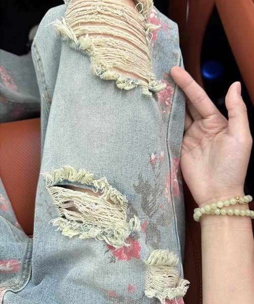 Ressaca（レサーカ）の「花柄ダメージ加工ルーズデニムパンツ（デニムパンツ・メンズ・ブルー・L/XL/M）」の11枚目の写真