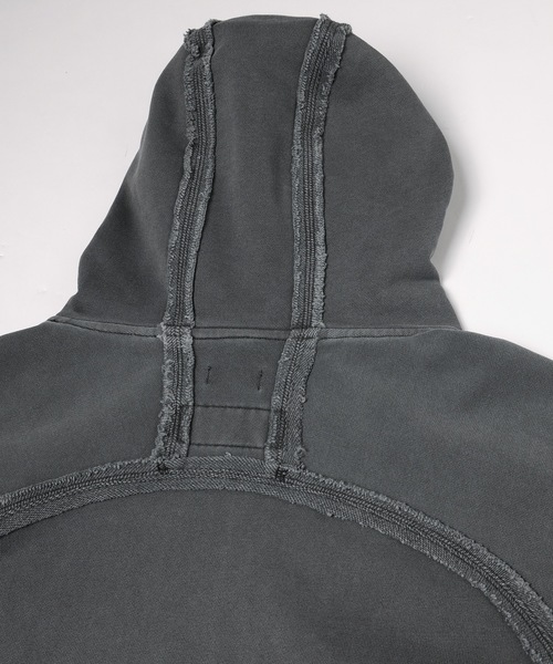 JIEDA(ジエダ)の「JIEDA × RUSSELL ATHLETIC ZIP HOODIE(パーカー・メンズ・レッド/ヘザーグレー/ブラック・2/1)」の19枚目の写真