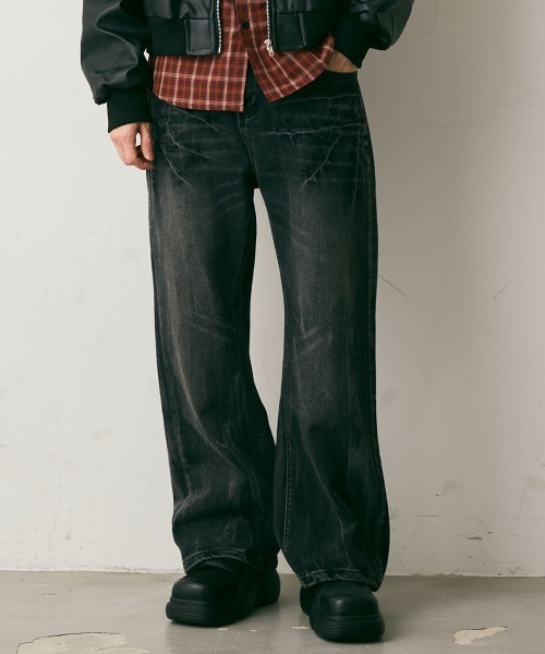Shoowtime（ショウタイム）の「Crushed Washed Straight Denim Pants / クラッシュウォッシュドストレートデニムパンツ（デニムパンツ・メンズ・ブルー/ブラック・LARGE/MEDIUM/X-LARGE）」の3枚目の写真