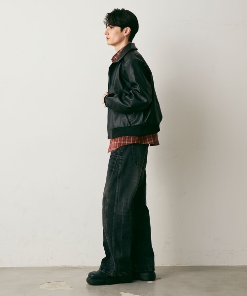 Shoowtime（ショウタイム）の「Crushed Washed Straight Denim Pants / クラッシュウォッシュドストレートデニムパンツ（デニムパンツ・メンズ・ブルー/ブラック・LARGE/MEDIUM/X-LARGE）」の14枚目の写真