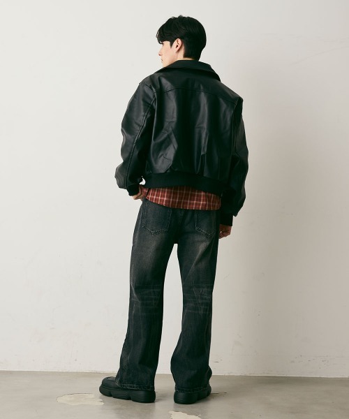 Shoowtime（ショウタイム）の「Crushed Washed Straight Denim Pants / クラッシュウォッシュドストレートデニムパンツ（デニムパンツ・メンズ・ブルー/ブラック・LARGE/MEDIUM/X-LARGE）」の15枚目の写真
