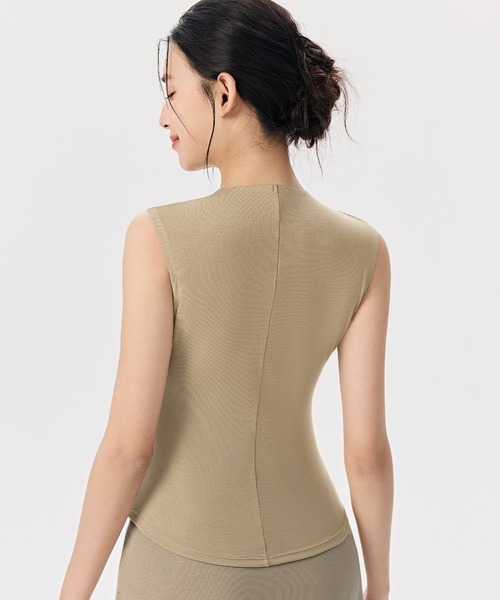 OSYAREVO(オシャレボ)の「ノースリーブ トップス(その他トップス・レディース・ブラウン/ブラック/ベージュ・X-LARGE/LARGE/MEDIUM/SMALL)」の7枚目の写真