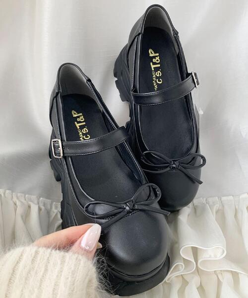 cs T&P(シーエスティーアンドピー)の「厚底ストラップリボンパンプス(パンプス・レディース・ブラック/アイボリー・L/LL/S/M)」の1枚目の写真