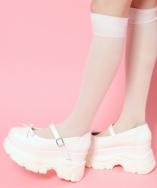cs T&P(シーエスティーアンドピー)の「厚底ストラップリボンパンプス(パンプス・レディース・ブラック/アイボリー・L/LL/S/M)」の3枚目の写真