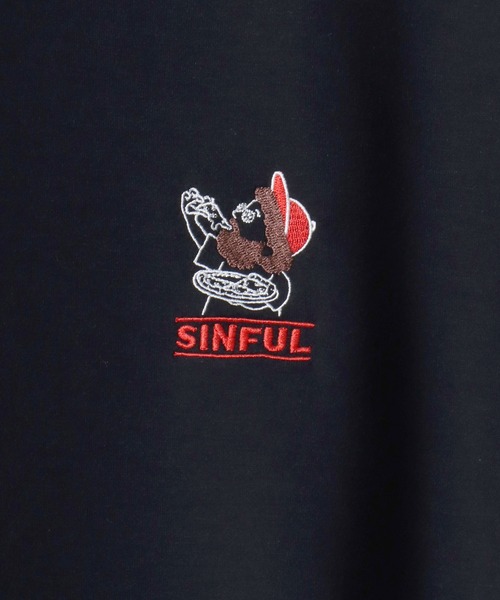SITRY(シトリー)の「Bear & Uncle Embroidery T-Shirt/別注 クマ おじさん オーバーサイズ ワンポイント刺繍 ドローコード 半袖Tシャツ レディース メンズ(Tシャツ/カットソー・メンズ・ホワイト系その他3/ホワイト系その他2/ブラック系その他/ホワイト系その他/ホワイト/ブラック系その他2/ブラック/ブラック系その他3・L/M)」の12枚目の写真