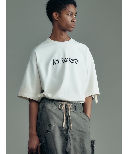 ADAM PATEK(アダムパテック)の「ADAMPATEK / gallagher agingT/プリント、刺繍入りエイジング加工Tシャツ(Tシャツ/カットソー・メンズ・ブラック/ピンク/グリーン/ホワイト・1/2)」の1枚目の写真